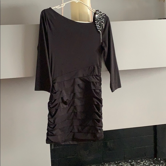 NikiBiki dress - Picture 4 of 5